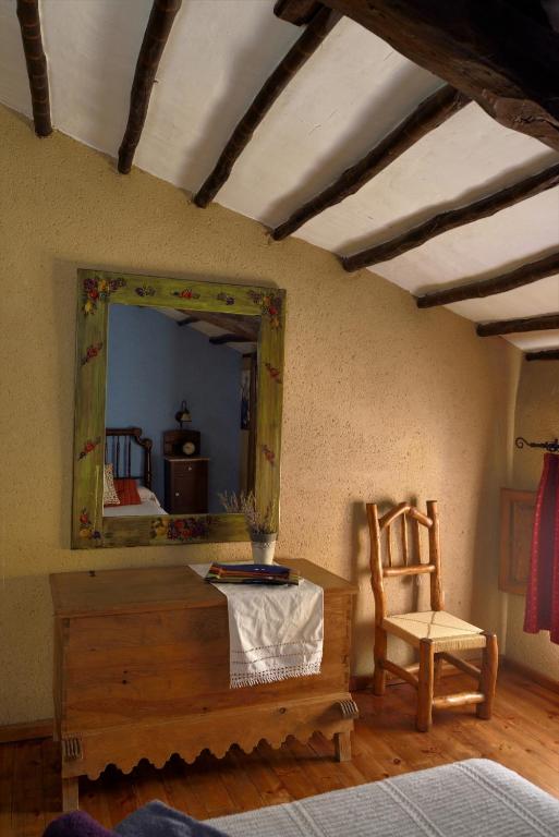 Postel nebo postele na pokoji v ubytování Casa Rural La Tahona