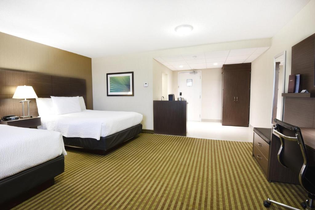 Cama o camas de una habitación en Victoria Inn Hotel and Convention Center Winnipeg