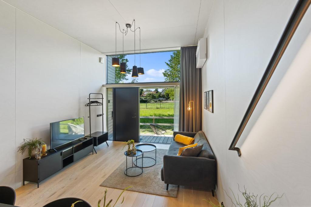 Χώρος καθιστικού στο KODA LOFT EXTENDED - Urlaub im Tiny House Bodensee