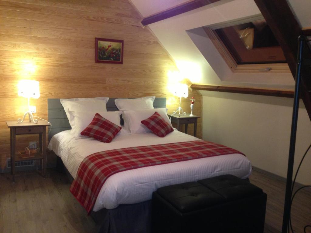 Cama ou camas em um quarto em Entre Lot et Dordogne