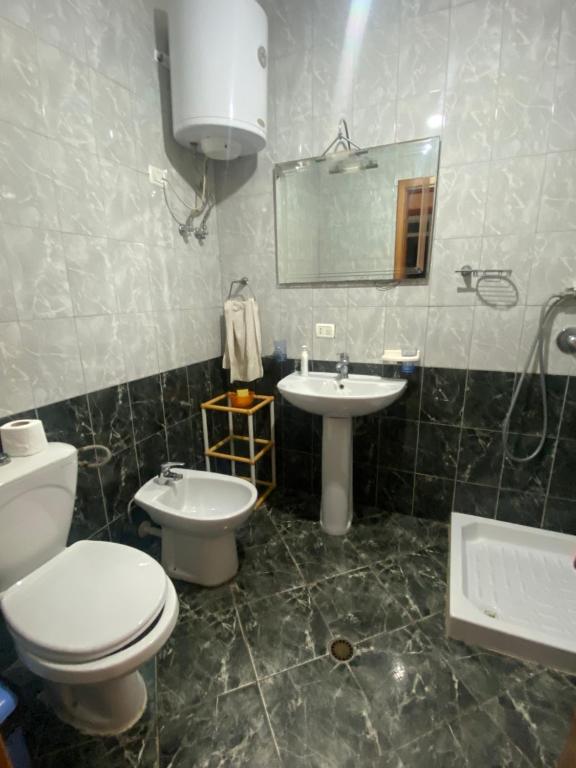 Near the Beach Golem - Best Prices - Imazhi 7