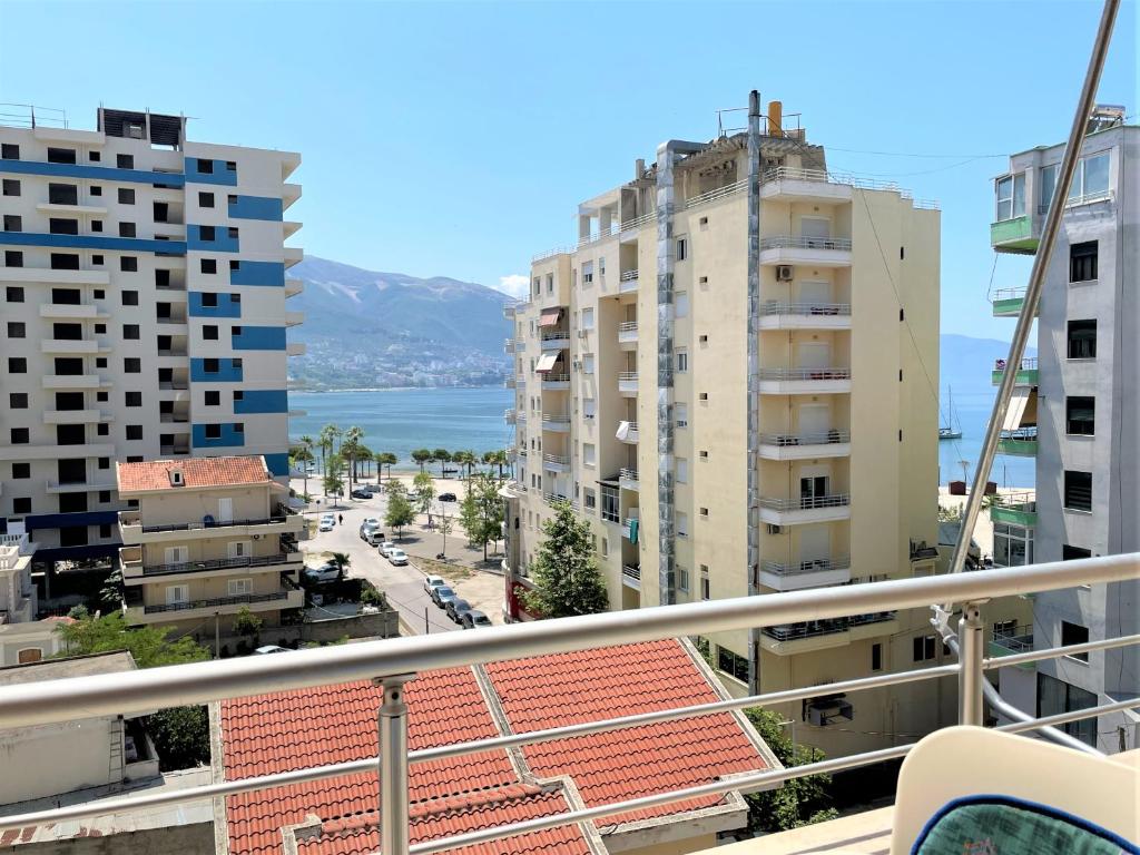 Seafront Apartment - Image 6