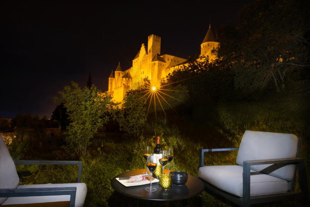 Posezení v ubytování Maison Thérèse by Panorama Locations - SPA privatif