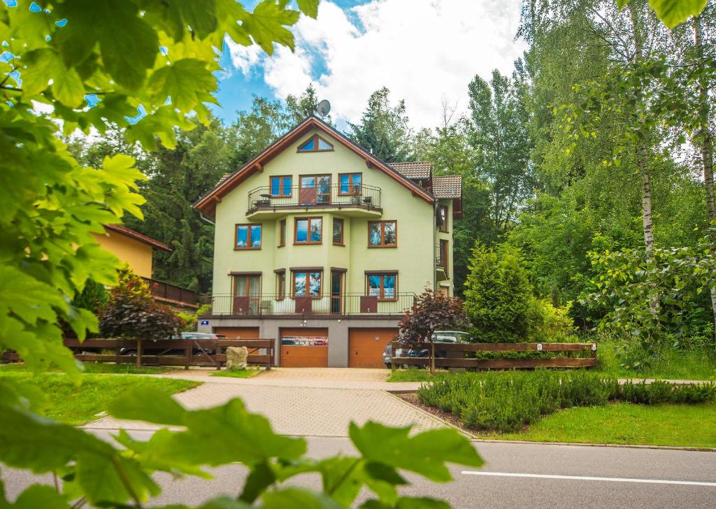 Budova, v ktorej sa apartmán nachádza