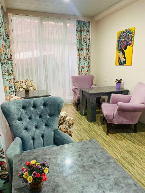 Posezení v ubytování Hotel Crown