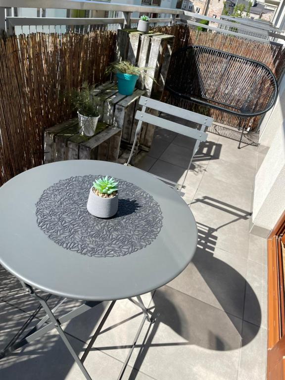Balkón alebo terasa v ubytovaní Apartament Solna 80 - Centrum Miasta z podziemnym garażem