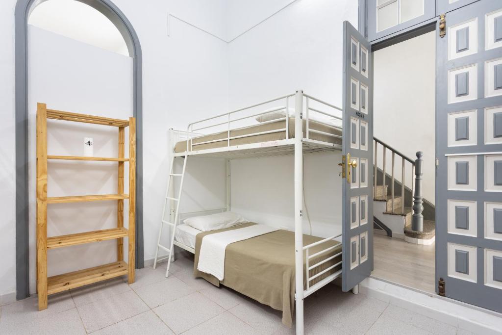 Wanderlust Hostel, Santa Cruz de Tenerife – Updated 2023 Prices