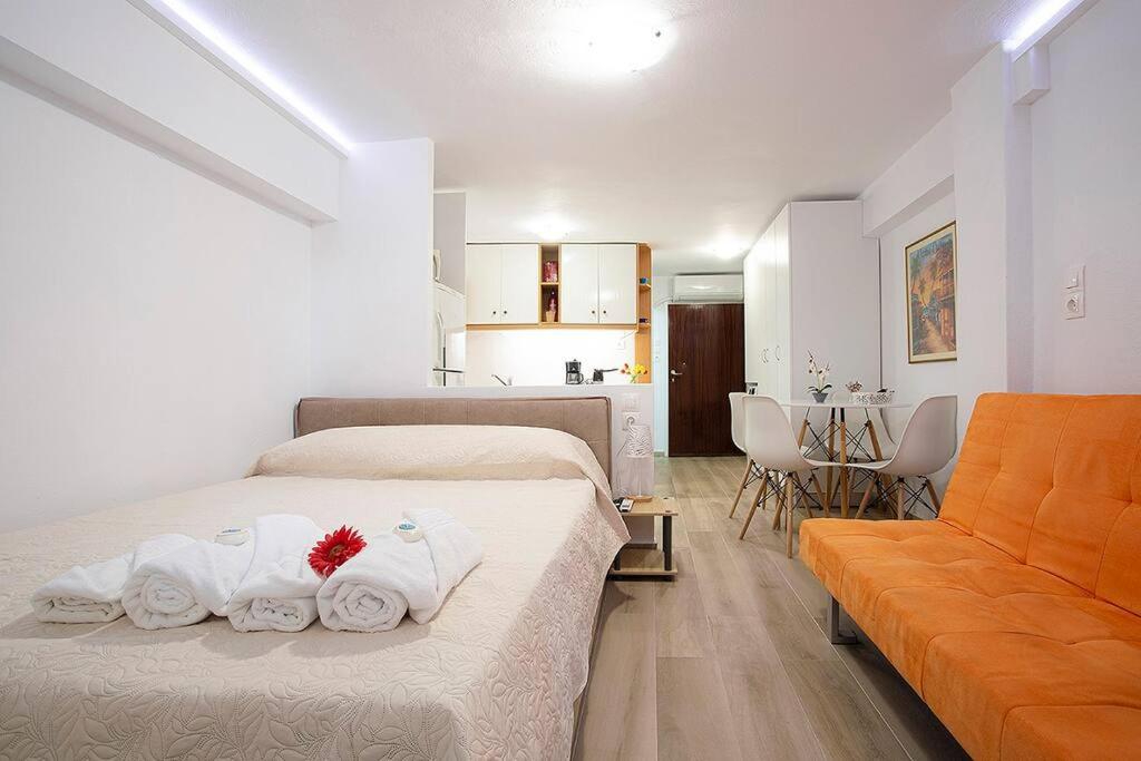 Gallery image of Downtown oasis in Kamena Vourla