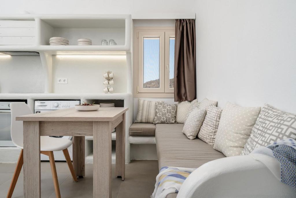 Posezení v ubytování Bee Naxian House