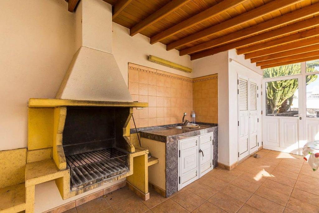 Kuchyň nebo kuchyňský kout v ubytování Villa Ramos Dos