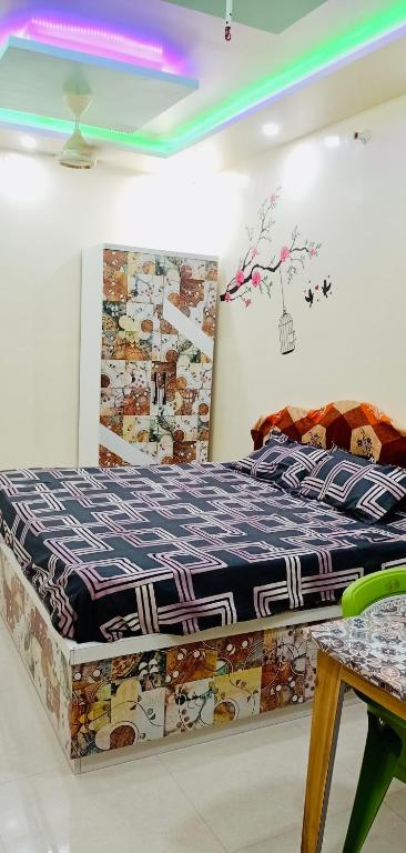 Smart Stays - Deluxe Apartment