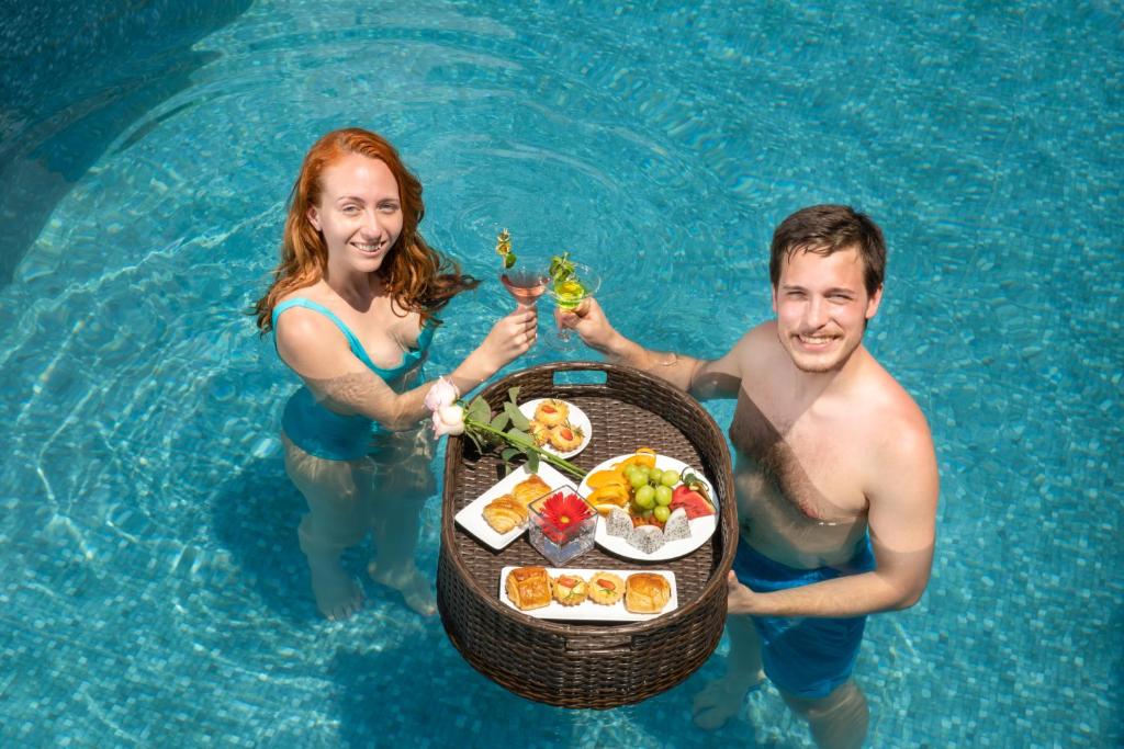Jídlo v hotelu nebo okolí