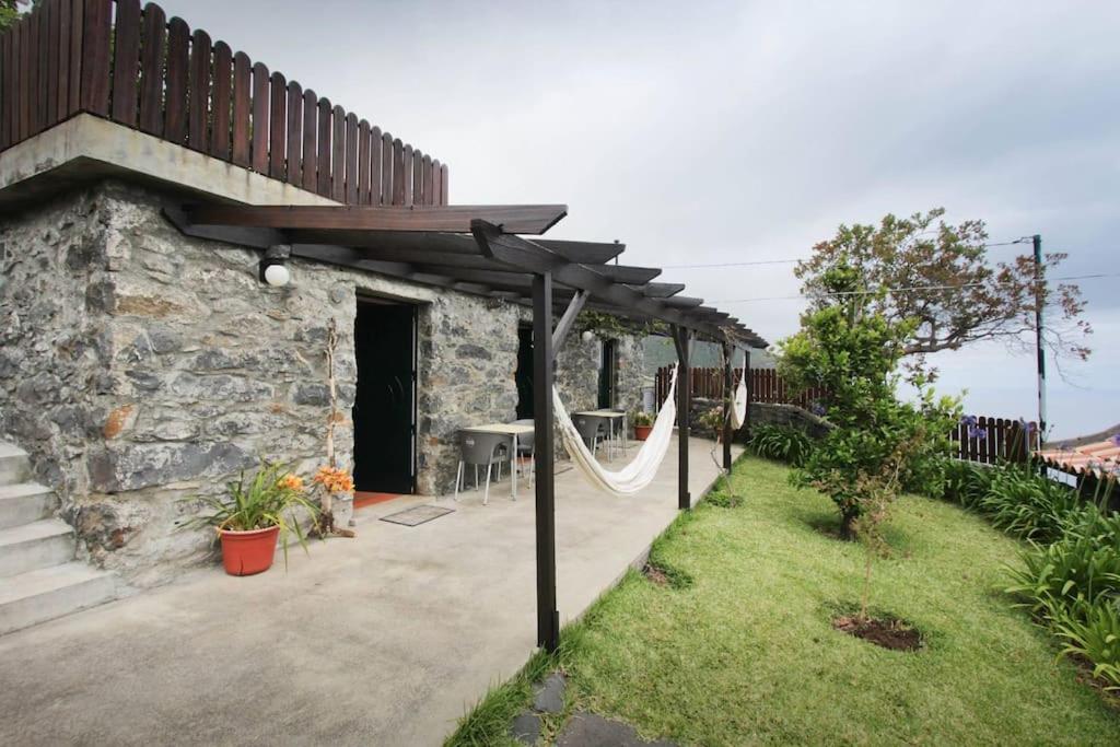 Zahrada ubytování Cozy and traditional stone house