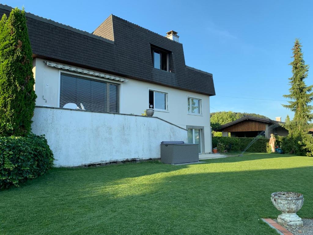 Zahrada ubytování Retreat Lodge Schürmatt -Leben wie SchweizerInnen
