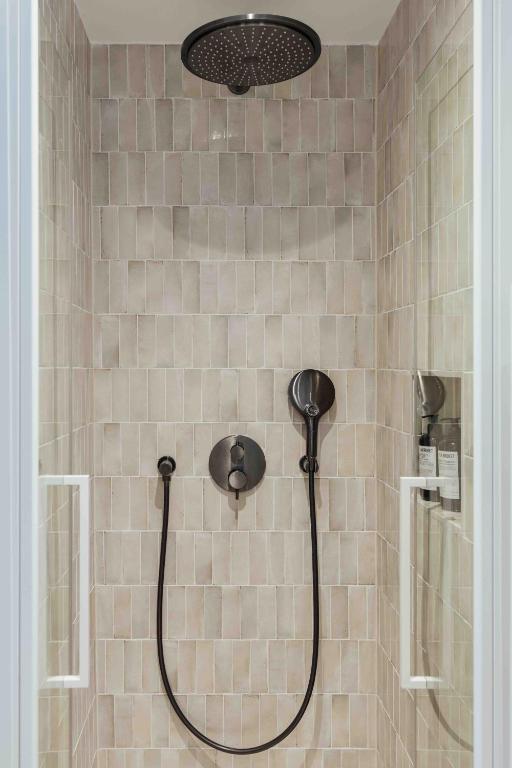 Clemonte Hotel - Your Reception-less Boutique Hideaway - 2