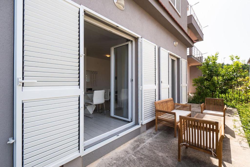 Balkón nebo terasa v ubytování Apartments Grubišić - Šibenik - parking included