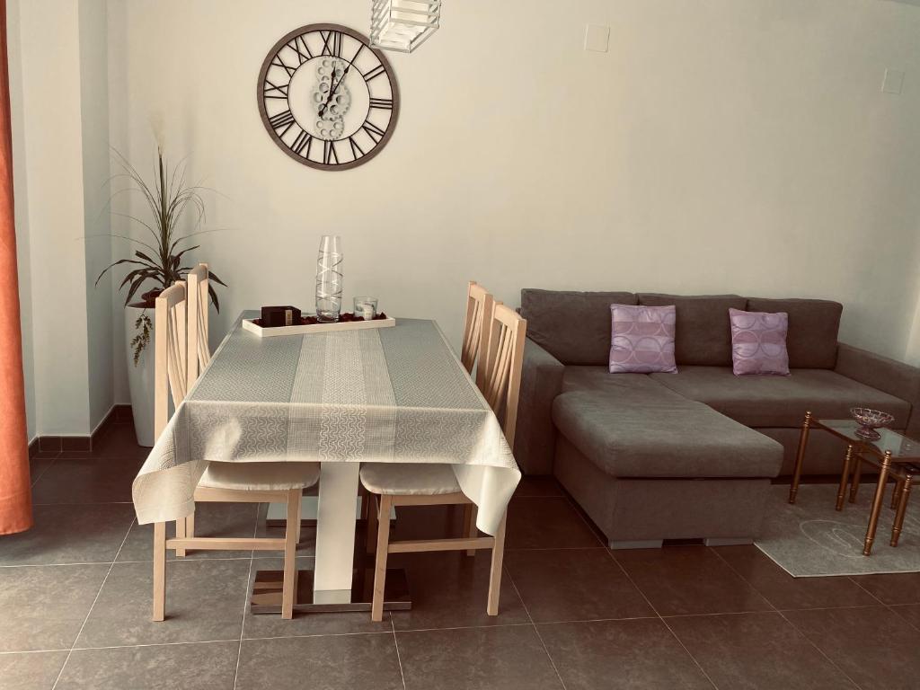 Gallery image of Helle, gemütliche 2-Zimmer-Wohnung mit Pool in Pego