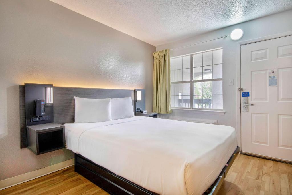Studio 6-San Antonio, TX - Medical Center - Queen Room - Toegang