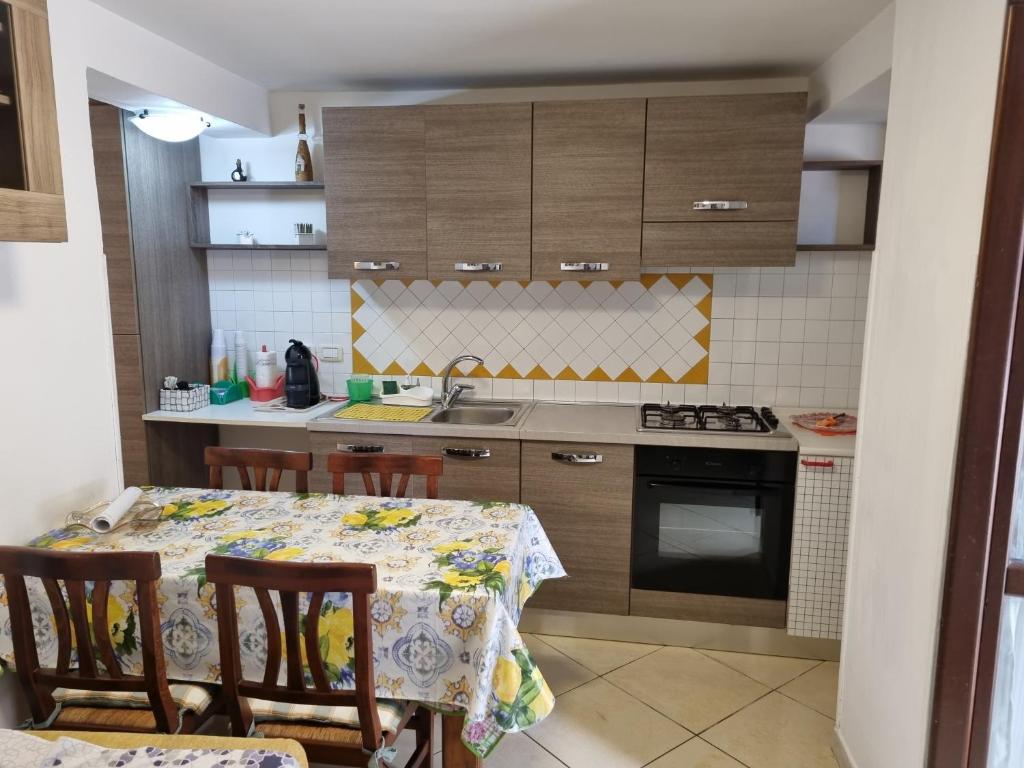 A kitchen or kitchenette at Via Pasquale Testa