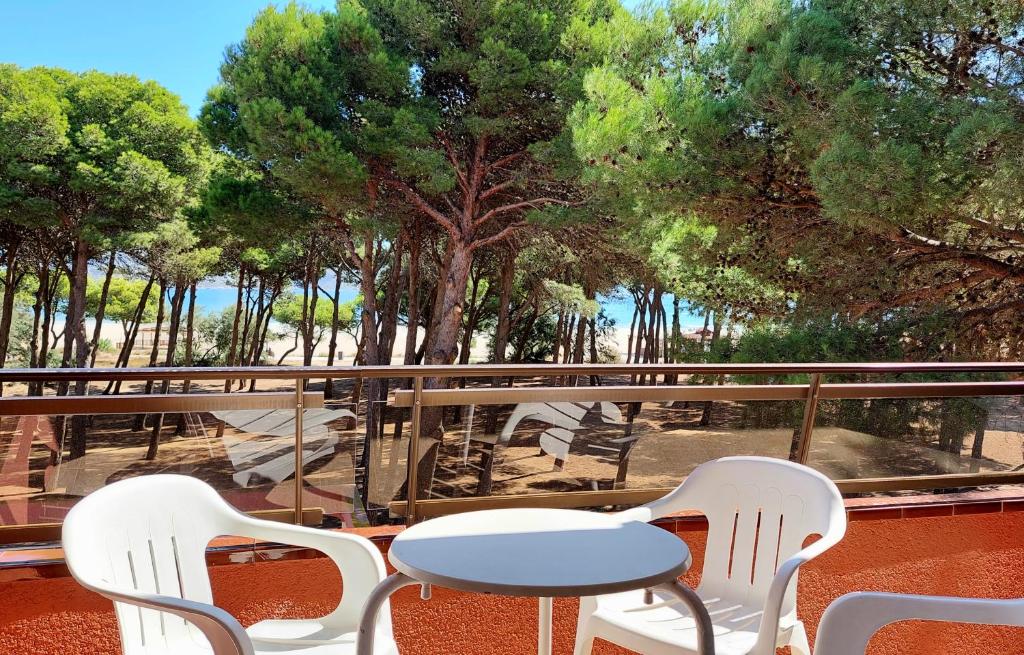 Fotografia z galérie ubytovania Primera Línea con Vistas al Mar y Piscina v destinácii L'Estartit