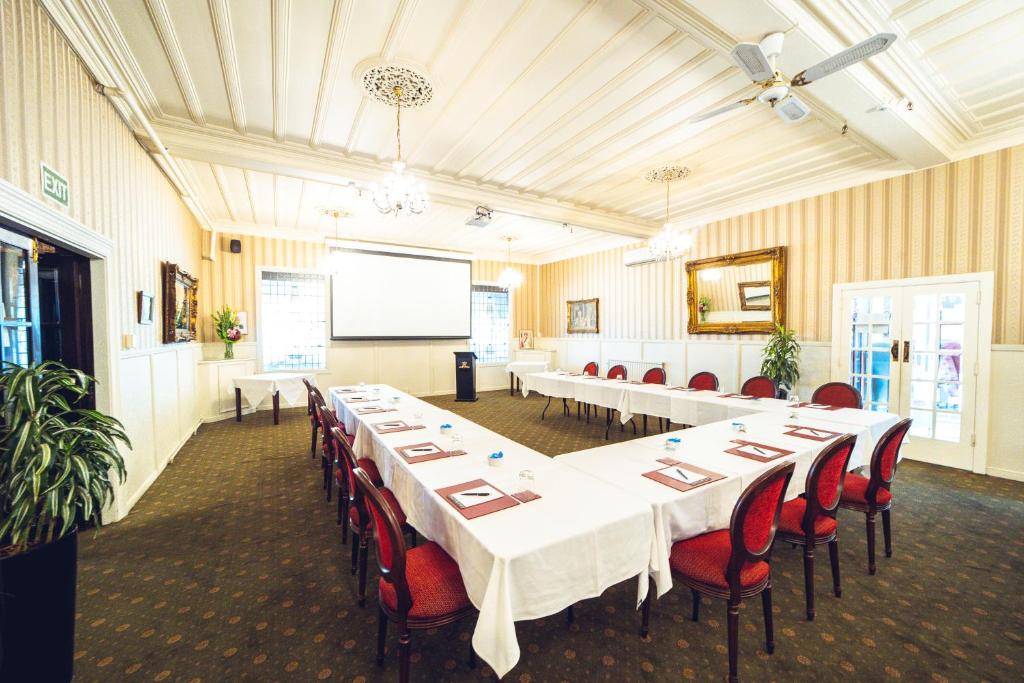 Prince's Gate Hotel - Resim 8