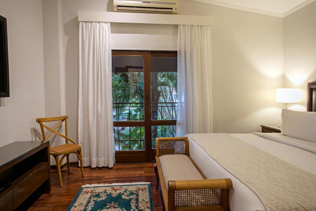 Las Lomas Casa Hotel - アパート