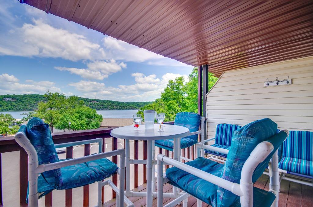 Apartment Osage Beach Vacation Rental with Pool and Gas Grill!, USA