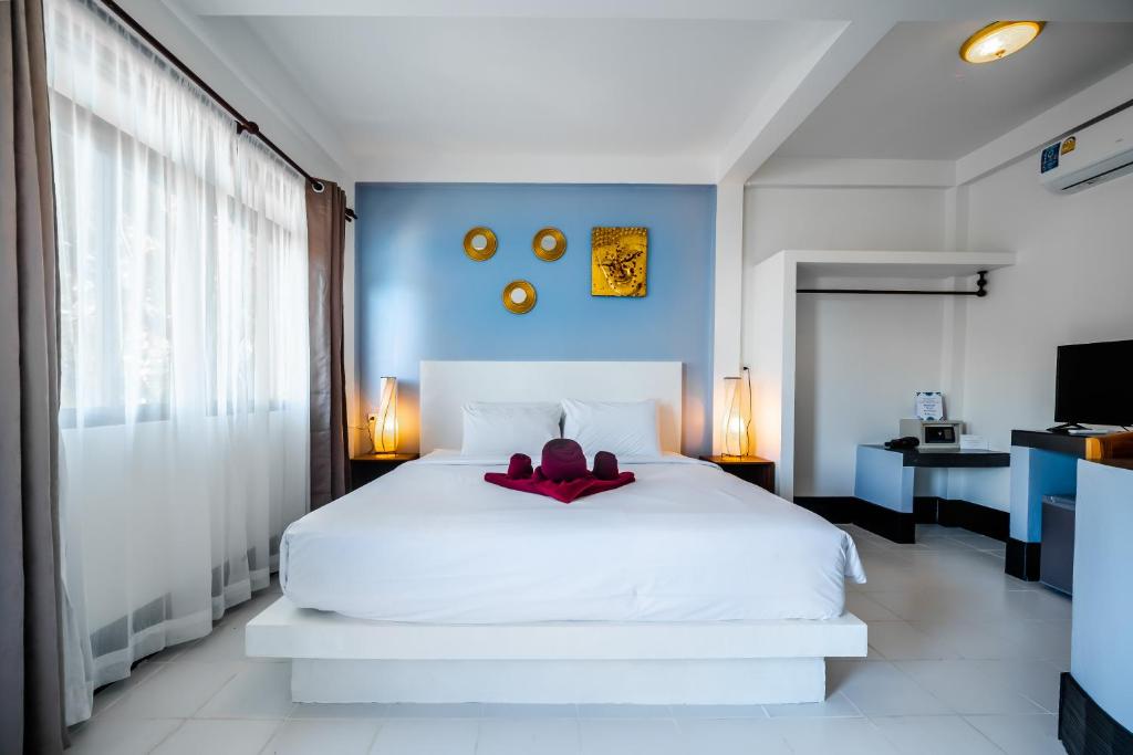 Crystal Bay Beach Resort - Economy Double Room