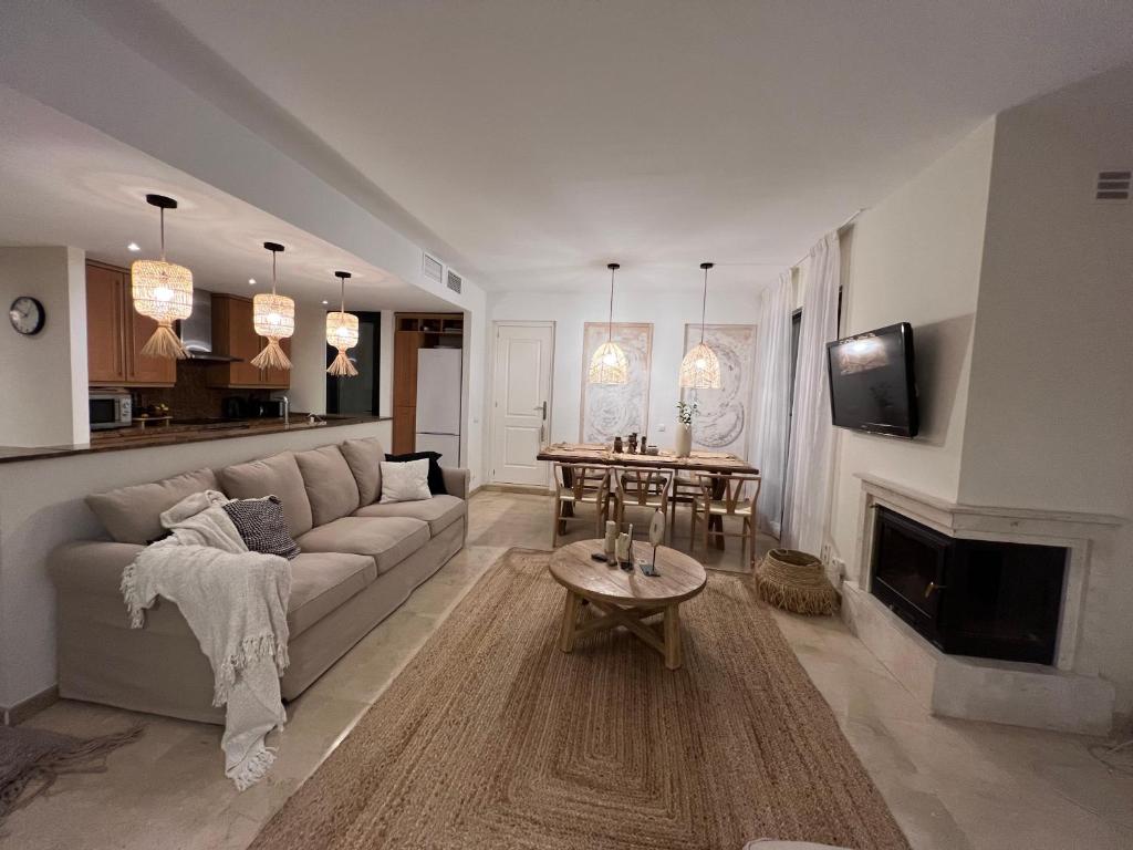 Televízia a/alebo spoločenská miestnosť v ubytovaní Vista apartment