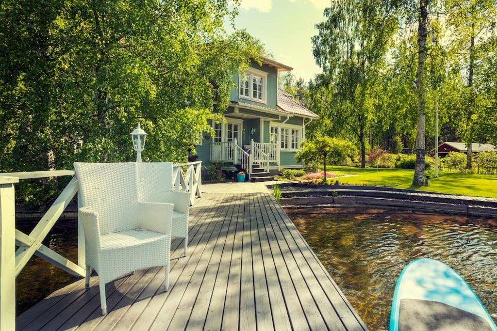 Villa Kesätie - Lakeside Paradise - Villa De Tres Habitaciones