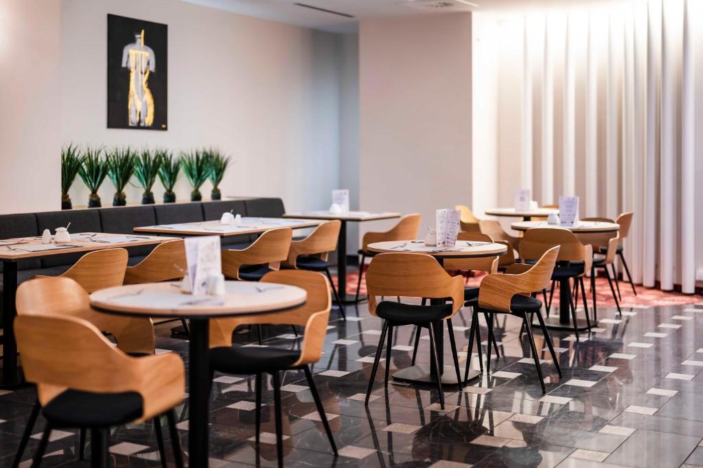 Hotel H12**** - Resim 38