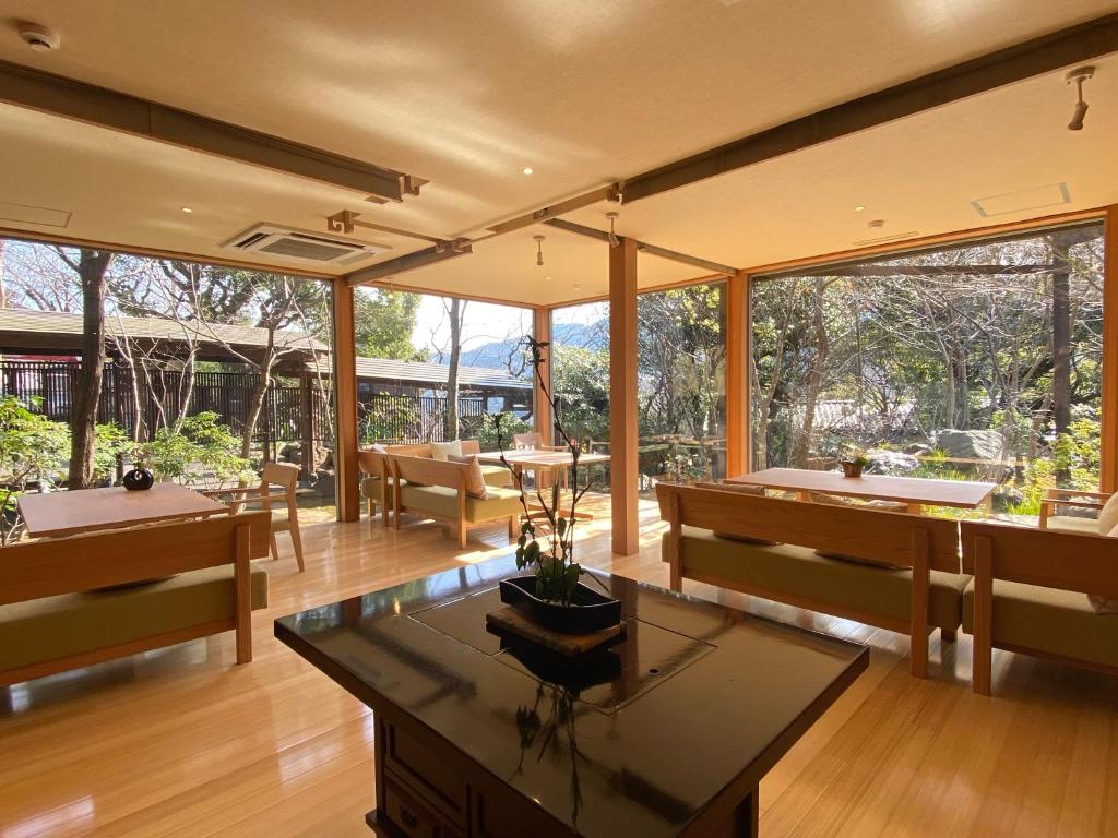 Posezení v ubytování Kaiseki Ryokan Ashikari