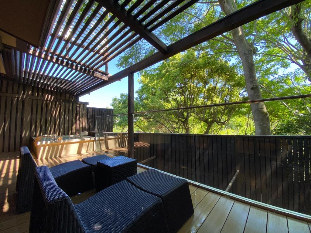 Balkón nebo terasa v ubytování Kaiseki Ryokan Ashikari