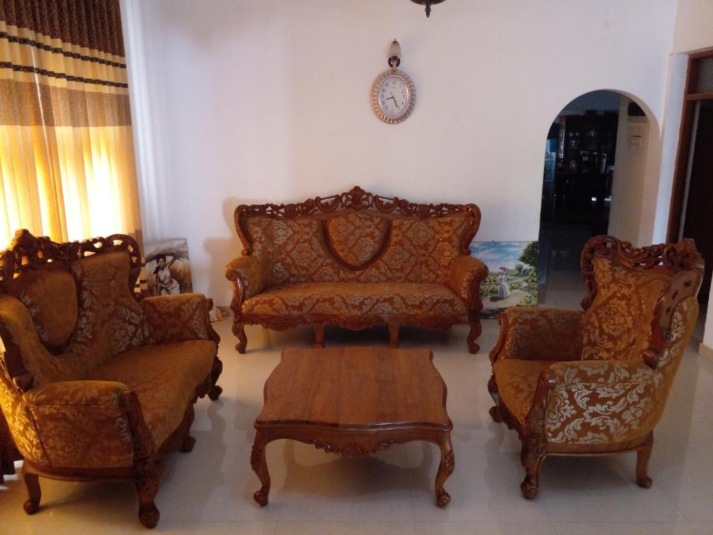 Posezení v ubytování Muthu Villa Sri Lanka