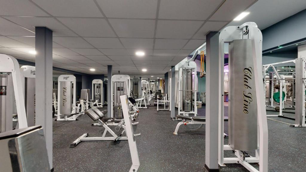 Fitness centrum a/nebo fitness zařízení v ubytování Acrotel Athena Residence
