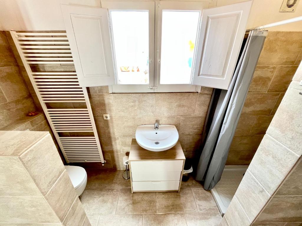 Kúpeľňa v ubytovaní Casa Joan Badosa Roses - Immo Barneda
