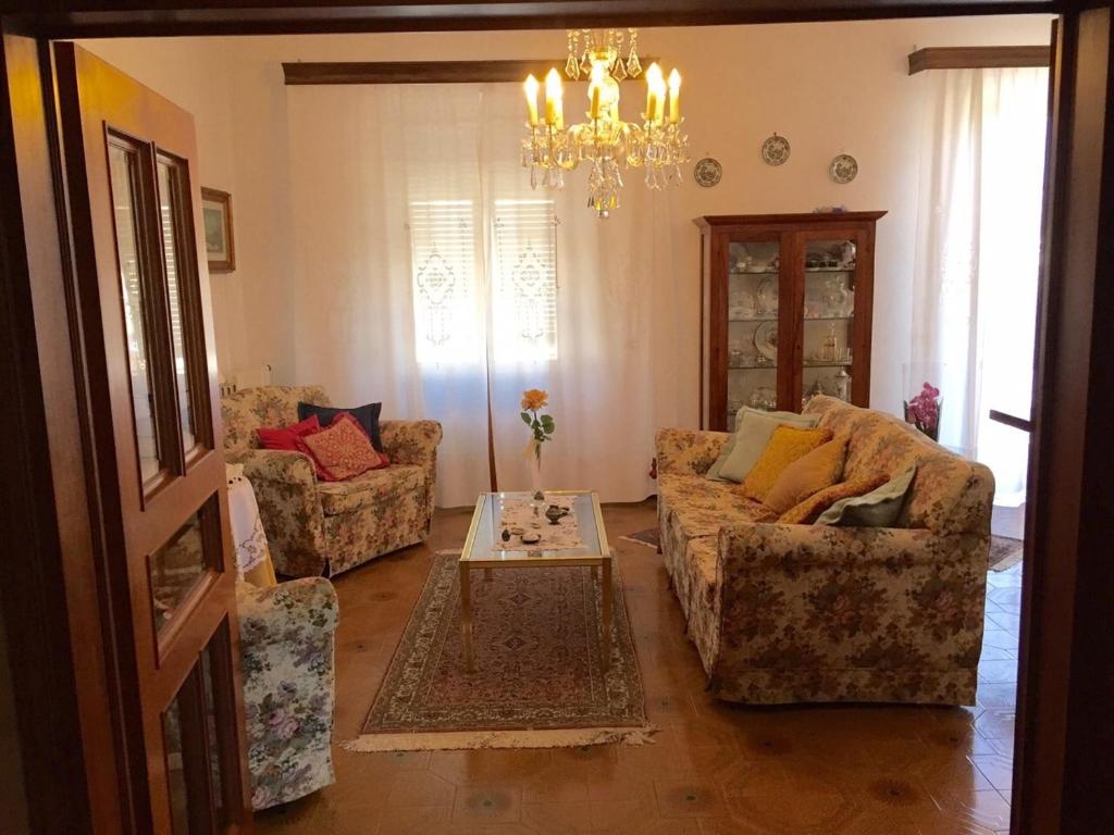 A seating area at Casa Vanni