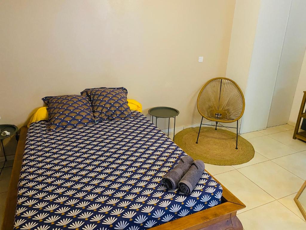 Le MélanZé - Double Room With Private Bathroom