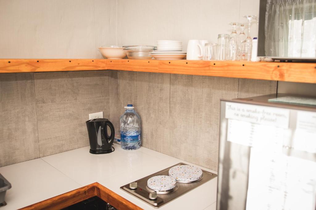 Una cocina o cocineta en Tsitsikamma Cottages