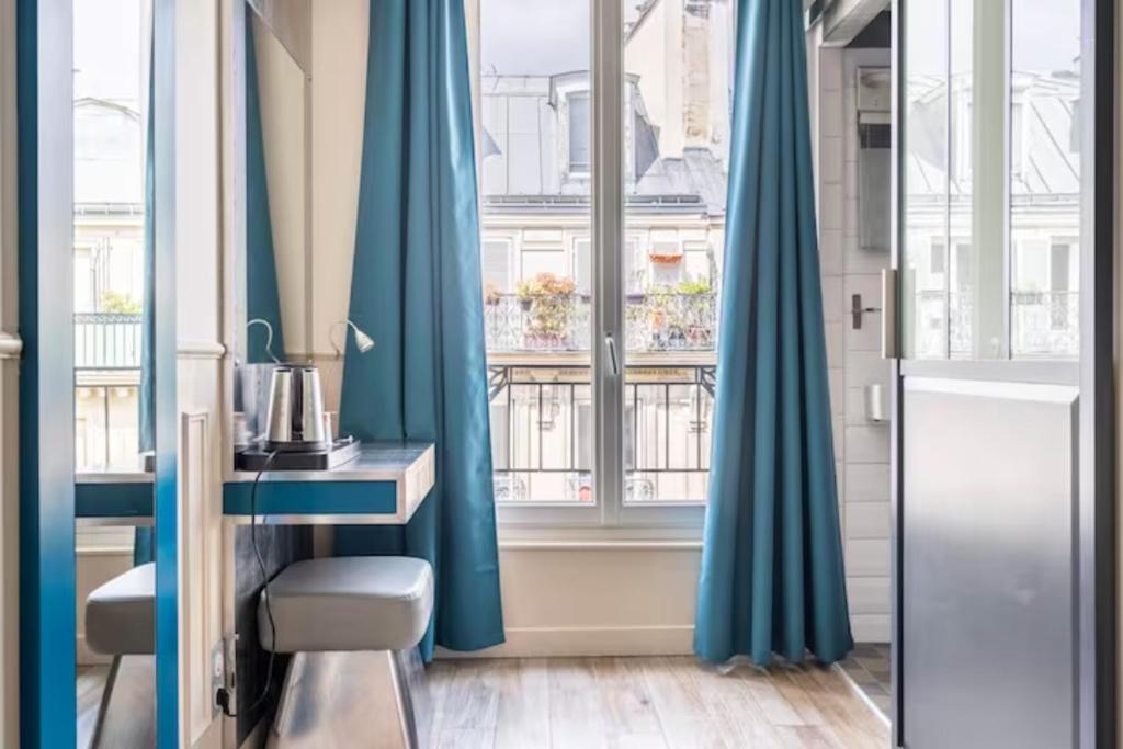 District Republique - Resim 45