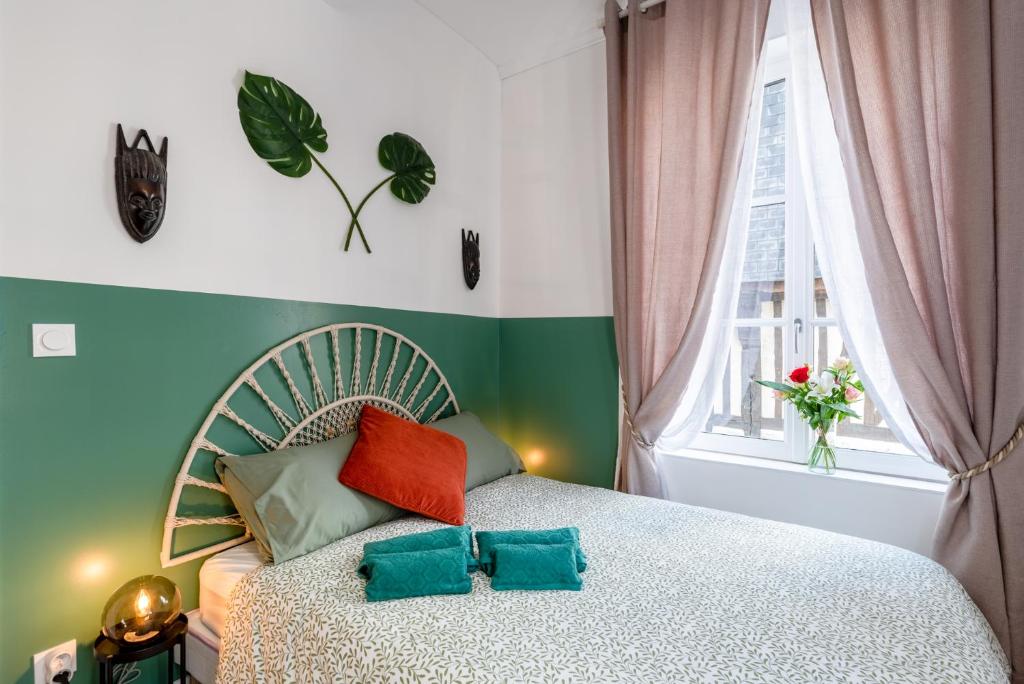 En eller flere senge i et værelse på Eurydice by Kleidos - Ravissant T2 Centre de Pont-Audemer