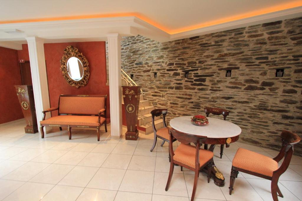 Posezení v ubytování Hotel Cardinal