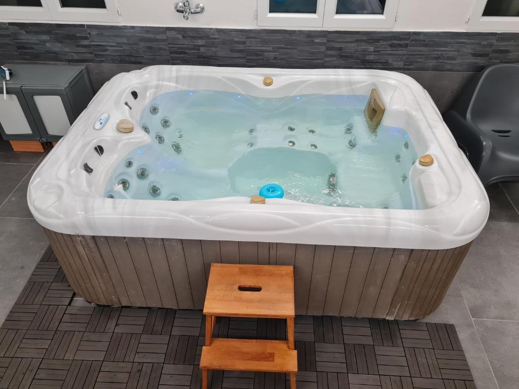 Li-Lioni a Platamona - Appartamento di lusso con spa