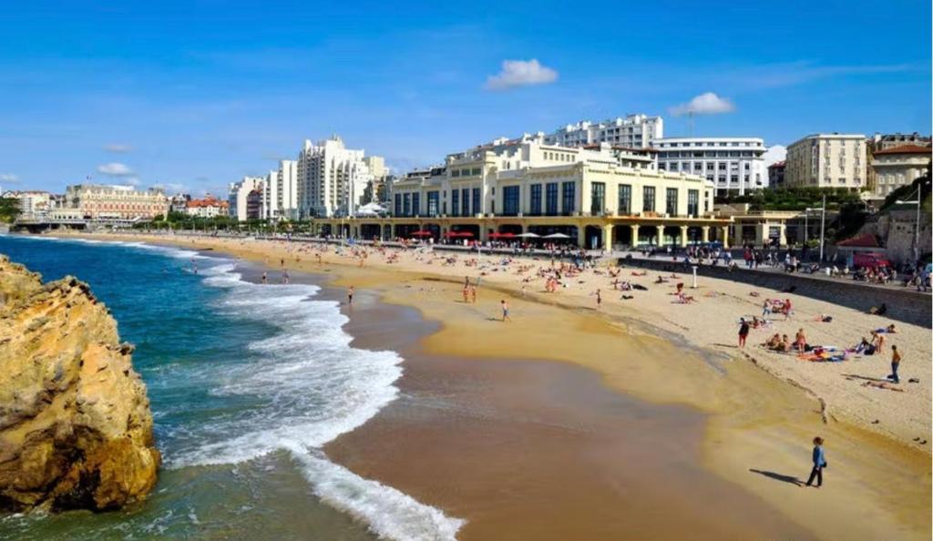Biarritz centre 10 mn à pied de la grande Plage, Biarritz – Updated 2024  Prices