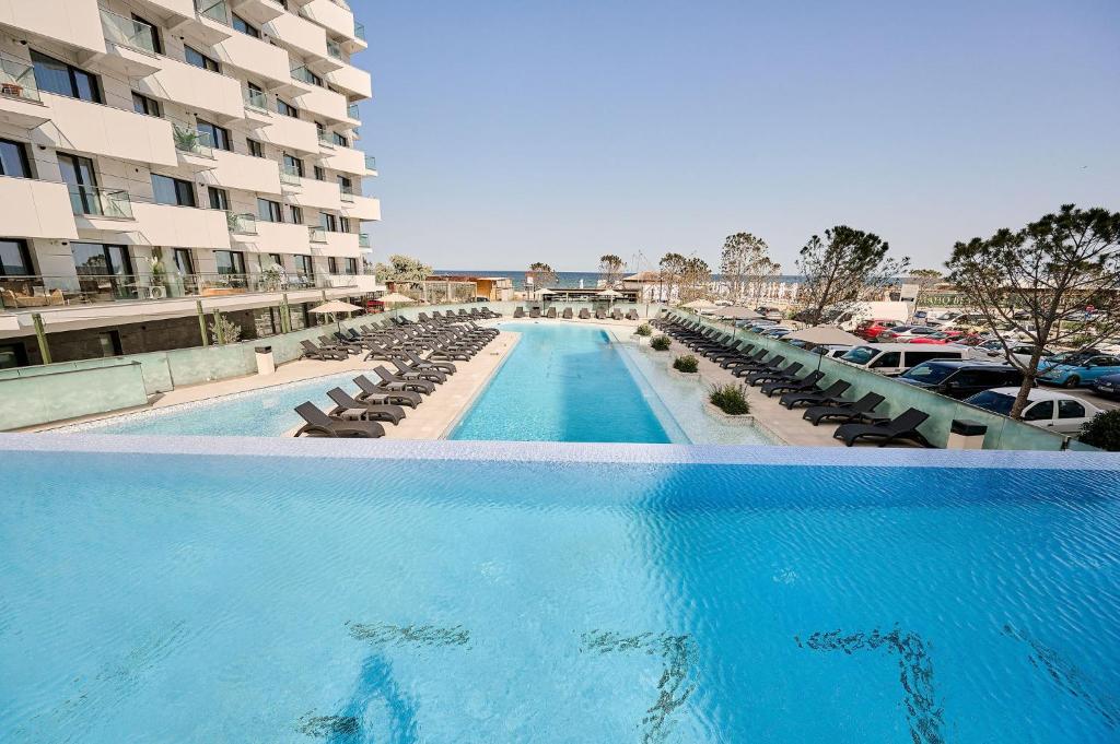 Star Apartment in Infinity Beach Resort - parking, Mamaia – Updated 2024  Prices