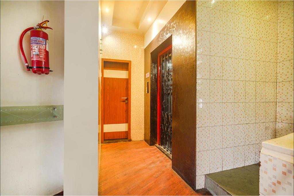 Koupelna v ubytování FabHotel Shravan - Nr Eternity Mall