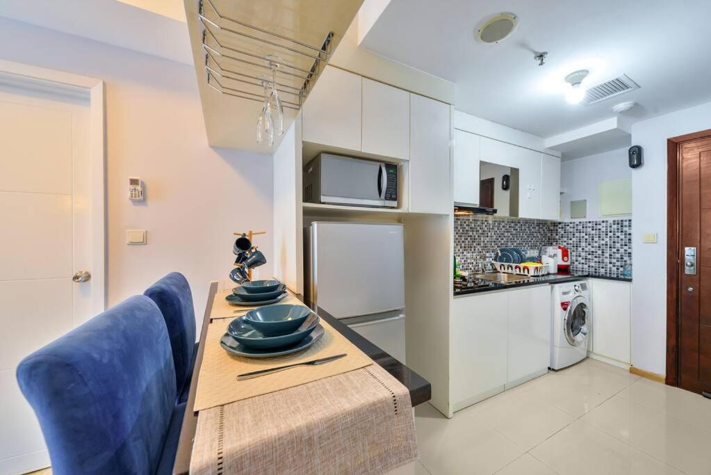 الشقق Cozy Modern 1BR Lux Connected to Mall KOKAS (إندونيسيا جاكرتا
