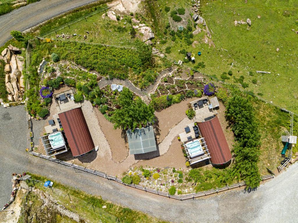 Letecký snímek ubytování The Highland Bothies Glamping