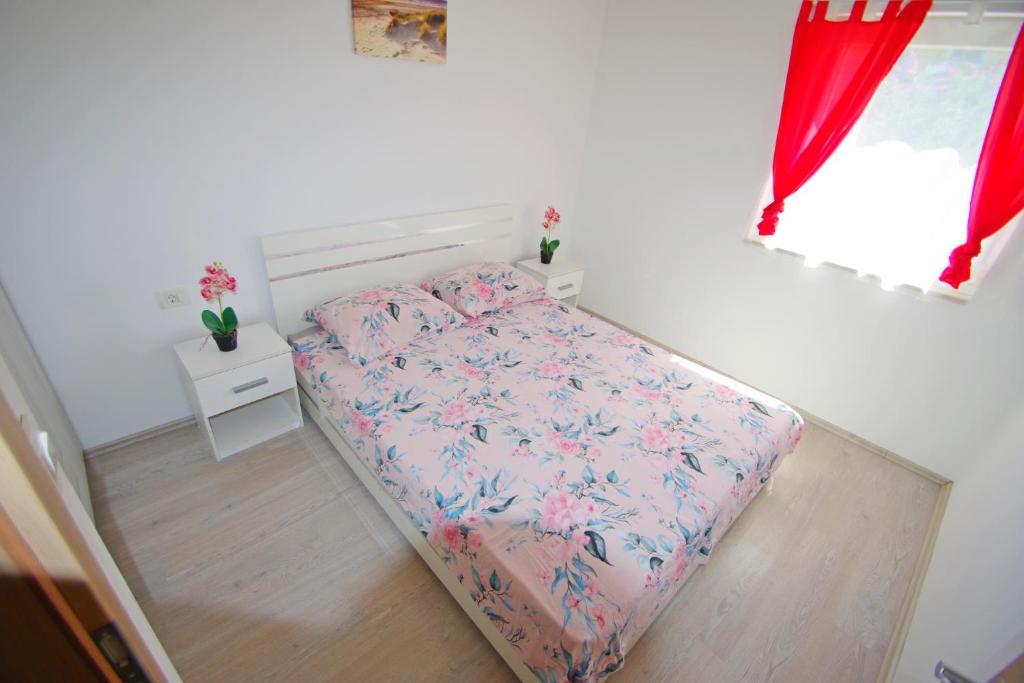 Holiday apartment Silvija, Loborika - Two-Bedroom Apartment