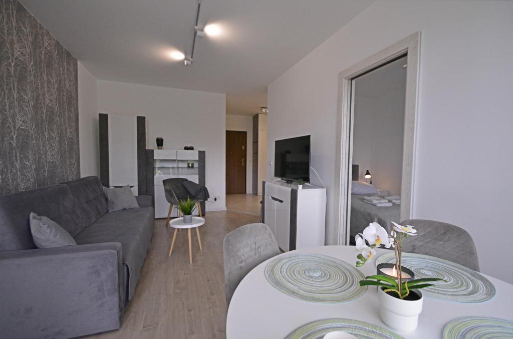 Apartamenty Bryza-Matejki 1B-Parking - One-Bedroom Apartment